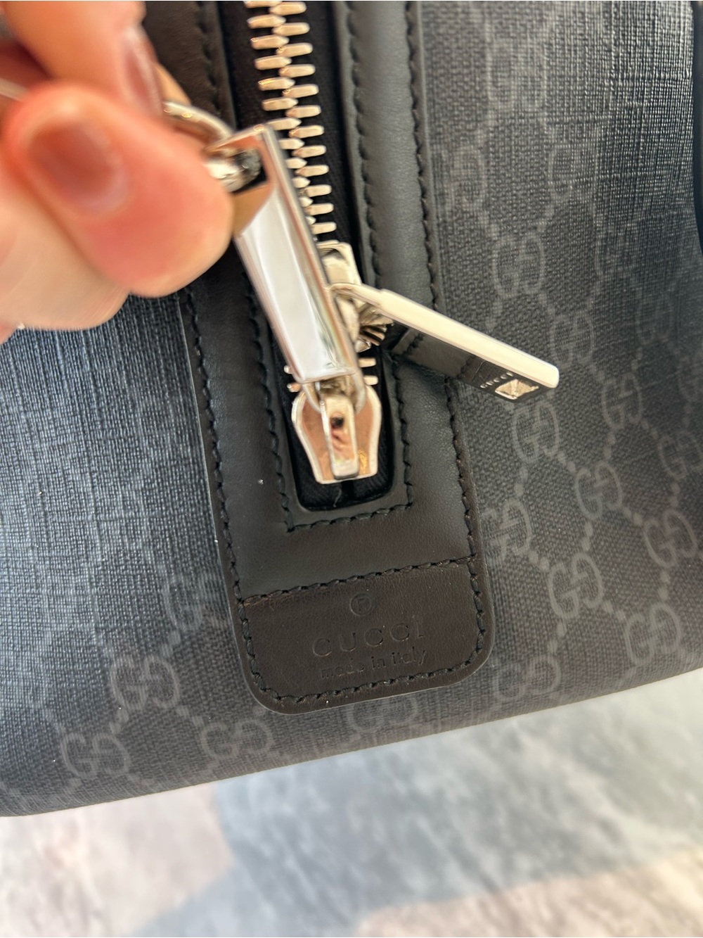 Gucci Black GG Supreme Duffel with Red and Navy Web Strap - Picture 6 of 15